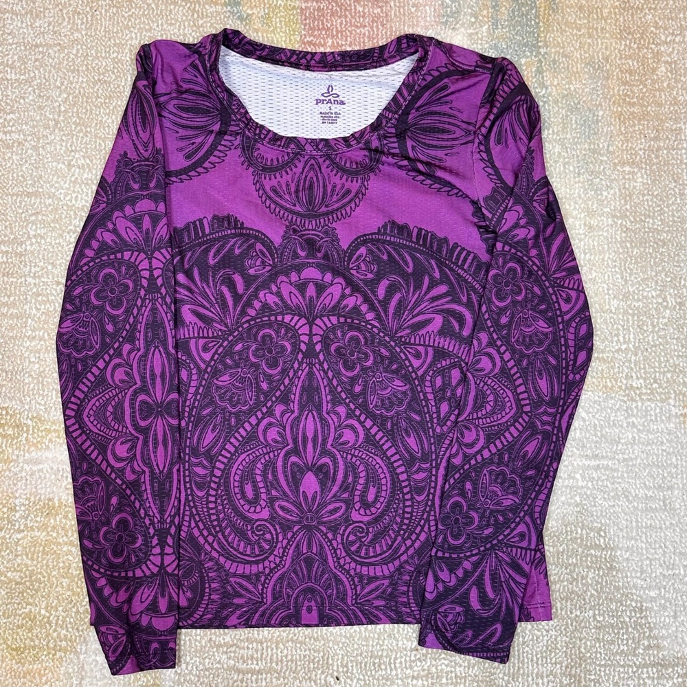 Prana Purple Mandala Print Long Sleeve Top Size S Athletic Activewear Womens